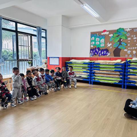 华英幼儿园小一班教学回顾