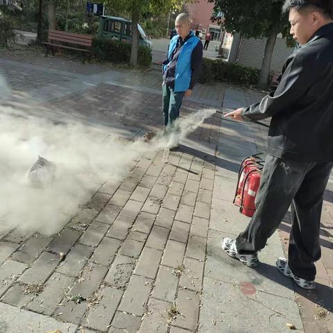 【物业联盟】 消防安全演练 畅通生命通道