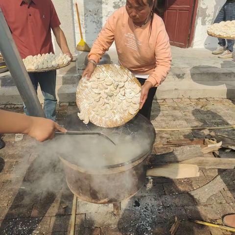 【黄河大集】侯集回族镇王花楼村“我们的节日重阳”孝善敬老饺子宴暨送文化下乡活动