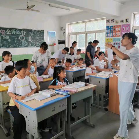 “家校同心圆，共绘教育新蓝图”刘集镇中心小学刘集校区开展校园开放日活动