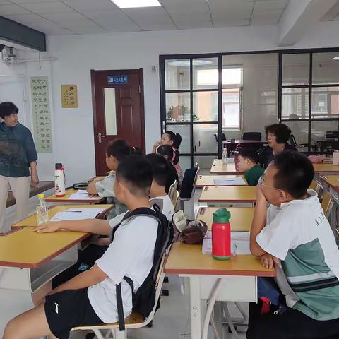 【繁荣街道】“初心小课堂”暖心托管·护苗成长