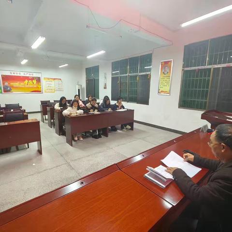 华泉中心校2026年春季开学班主任经验交流会