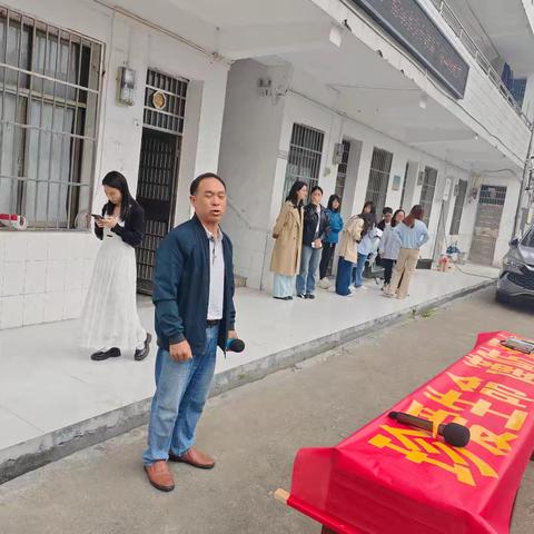 华泉中心校开展“防溺水安全教育”签字仪式活动