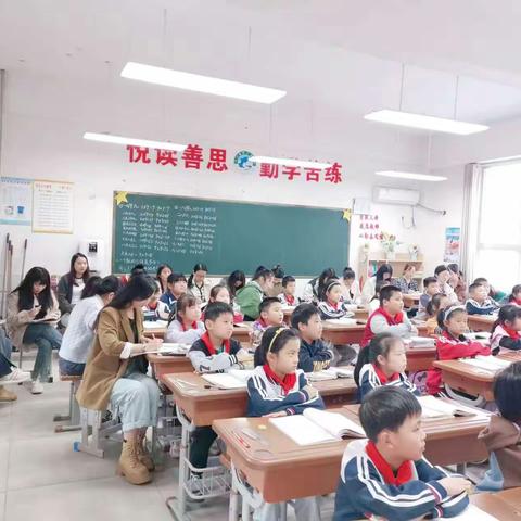 【江河实验学校】亮学科风采 展教研魅力——江河实验学校半天无课日活动