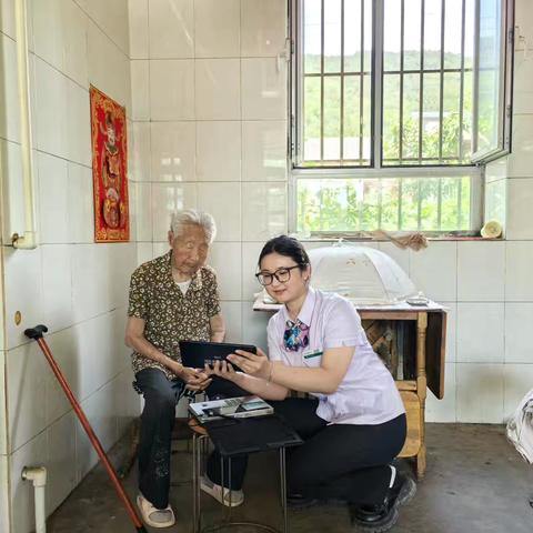 用心服务 温暖相伴——中国农业银行大连炮台支行农村特殊人群上门服务与消保宣传纪实