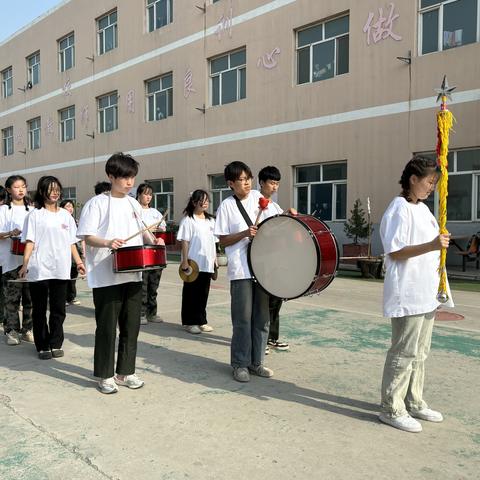 反校园霸凌 建平安校园