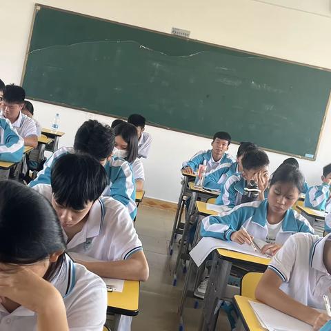 秋风拂书案，蓄势谱芳华——海南中学白沙学校实习小分队本周实习小结