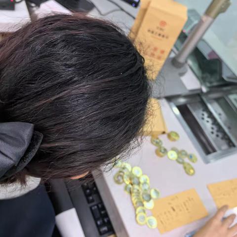 工行吴中开发区支行推广线上预约服务为客户提供上门服务解客户燃眉之急