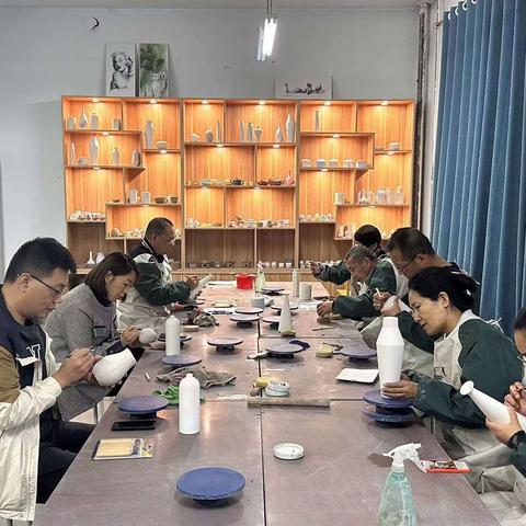 能者为师达者先 陶瓷装饰进校园