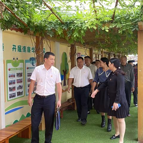 百色市教育工委到乐业县同乐镇幼儿园进行中小学校党组织领导的校长负责制落实情况实地调研指导