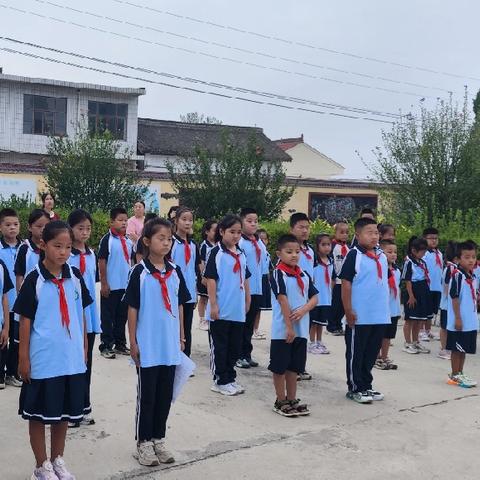 奋斗新学期 启航新征程———郭家庄小学升旗仪式暨庆祝教师节