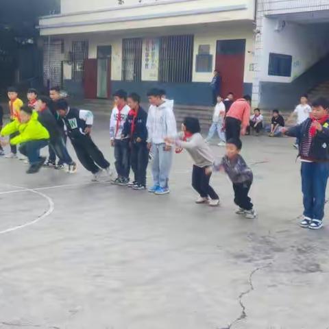 旧城镇秧田坝小学课后服务开展简报  篇七