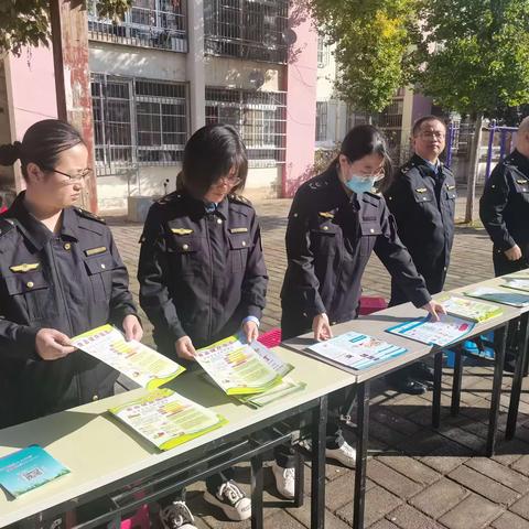 【药械稽查队】临潼区市场监督管理局结合职能优势，开展包抓小区食品安全知识宣传活动