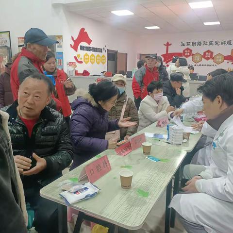 健康义诊暖心行 居民健康有“医”靠——泾环南路社区开展健康体检活动