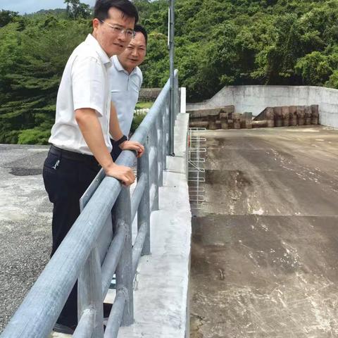 范维正同志开展巡河暨防汛检查工作
