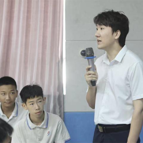 《解不等式组》初三复习课—教学评一体化