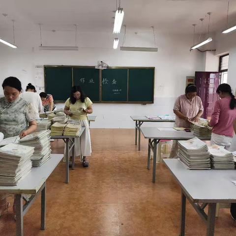 展评促时效 作业展风采——开封市刘满岗小学开展作业检查评比活动