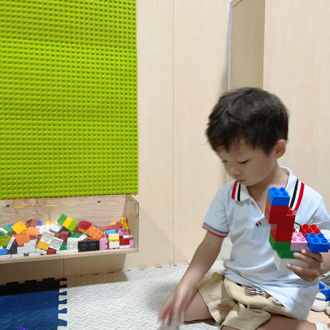 吉祥名都幼儿园豆豆一班张老师的简篇