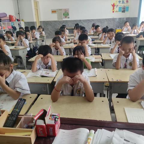 落实“双减”，守护双眼--蒲东街道实验小学一年级4班