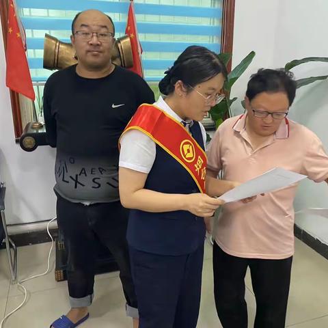 金融宣传在身边——烟台银行海阳支行积极开展反假货币宣传活动