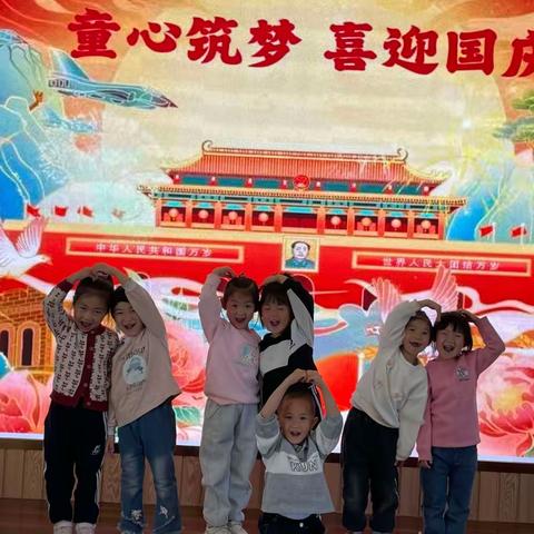 察右中旗楠丁幼儿园--象象四班