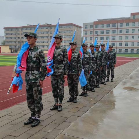 且抒凌云志，不负少年时！——鹿泉区实验高级中学2023级新生军训纪实