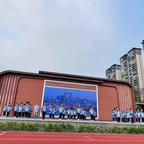 小小足球梦，快乐向前冲 —— 九江小学九龙山校区一年级10班