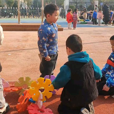 大雪已至，冬来无恙——石桥实验幼儿园中四班一周回顾