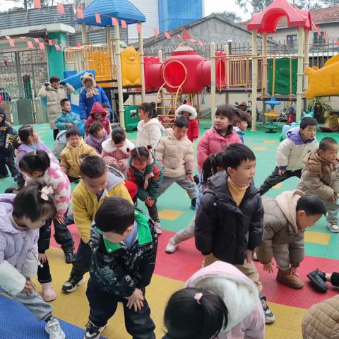 初冬的梦，吹来我们的成长