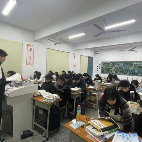 第17周—株洲高速轨道职业技术学校2304班周速递