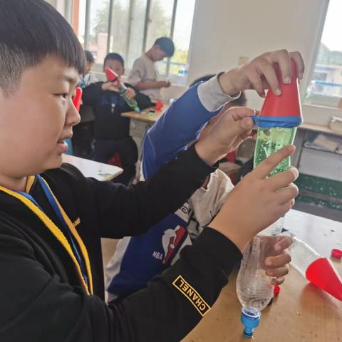 天喜镇小学航模社团