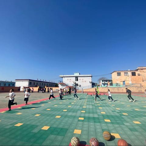 李珍小学篮球社团