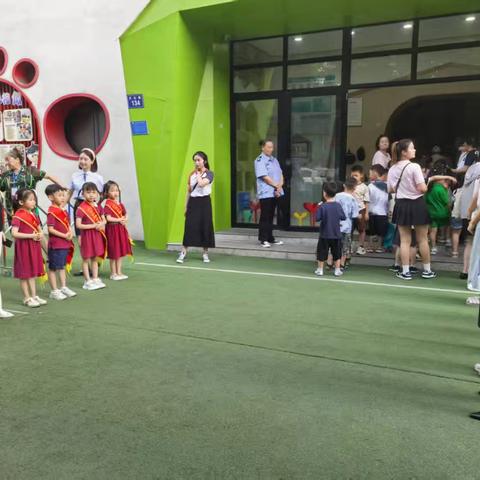 英才、凡天幼儿园 “双向奔赴 衔接美好”联谊活动纪实
