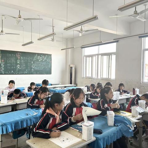 下堡小学美术社团