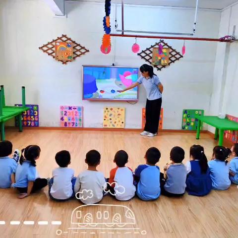 太阳花幼儿园小班第8周精彩回顾