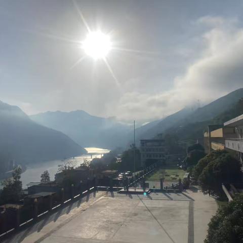 “博爱乐学 德才兼备”兰滩九年制学校第十三周工作回眸