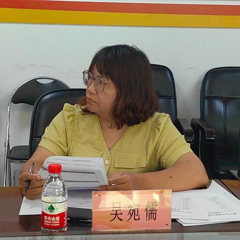 以检促研，以研促教 ——海口市基础教育教学科研课题《高中语文读写结合教学有效实施的策略研究》中期考核汇报记录