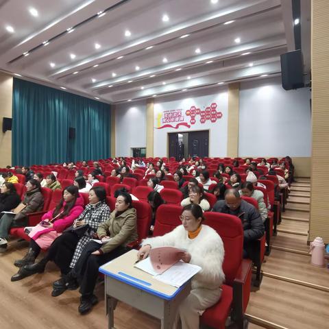 学无止境，静待教学之花绽放 —余干县初中英语观摩研讨会