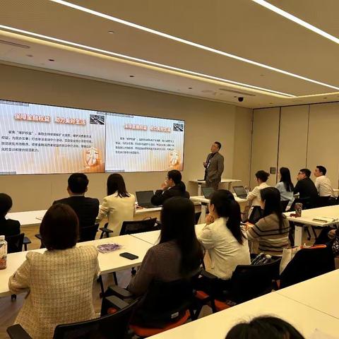 高管带头，人人参与——东亚银行深圳分行2025年3·15“金融高管讲消保”员工教育宣传活动