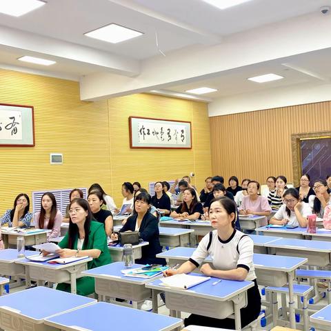 模式研讨明方向  共赴课堂再启航 ——庆云县小学英语“两标四环”生本课堂模式研讨会纪实