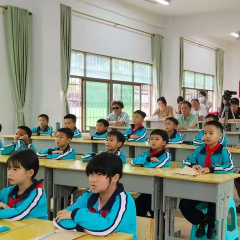 阅读绘本  享受乐趣——“双减”背景下激发小学生课外阅读内动力实践研究成果第三次在霸王岭学校推广