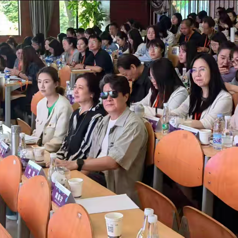 聚焦新教材，赋能新课堂——昆明市举行中小学美术新教材专题教研活动