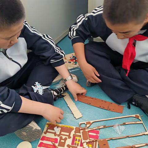 创意绽放，收获成长 察布查尔县初级中学七年级2班综合实践活动课