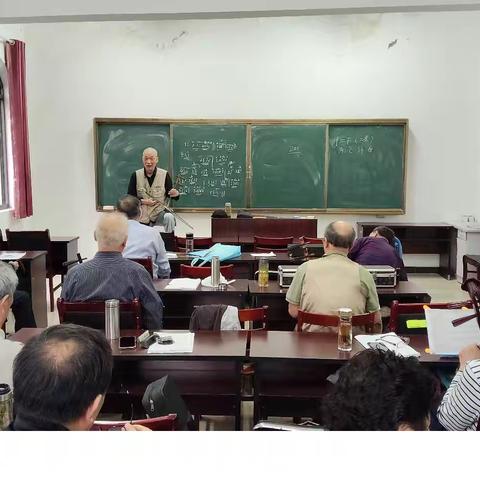 银发戏韵润心田 一一老年大学戏曲文场课受热捧