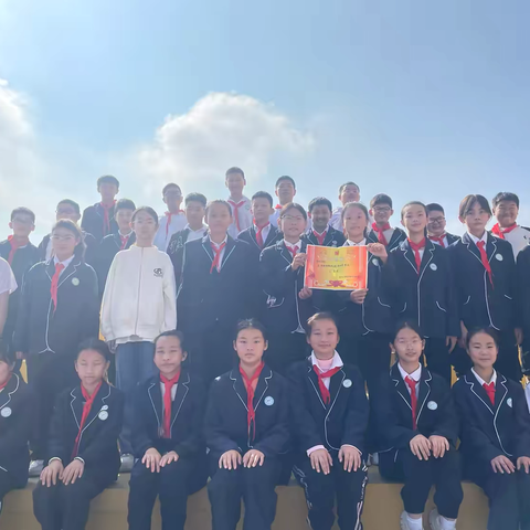 恒信外国语学校2024-2025学年第一学期六年级（4）班第七周学习生活纪实