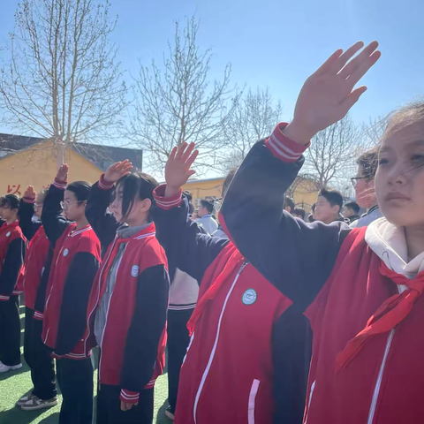 恒信外国语学校2024-2025学年第二学期六年级（4）班第六周学习生活纪实