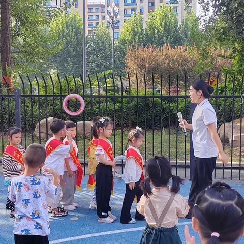 小天鹅和融幼儿园礼仪小标兵交接仪式圆满成功✨✨✨✨