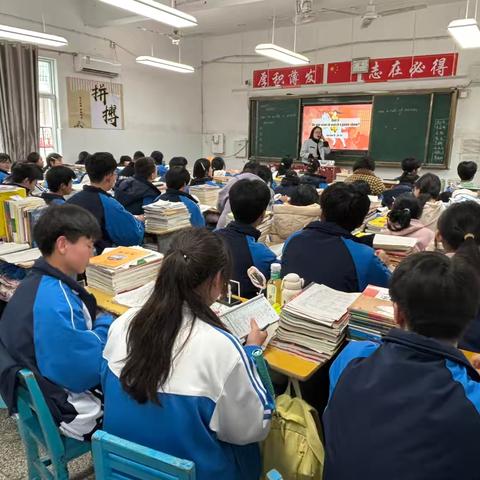 聆听公开课，汲取教学“养分”                 ———高一年级英语公开课