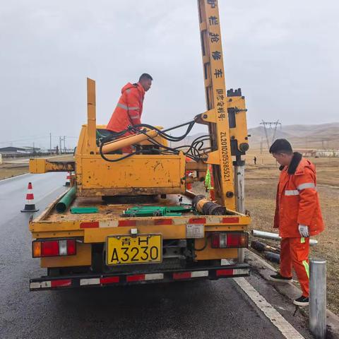 公路“守护者”的日常