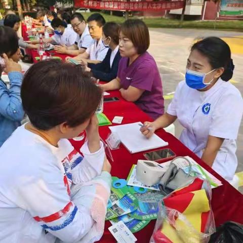 同心荟智   服务民生 健康义诊暖人心